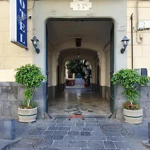 Hotel Fiorentina, Napoli