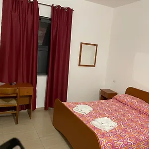 cuciti-bb.sicilyhotelsitaly.net/